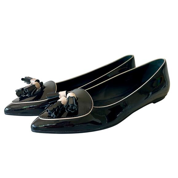 Tod’s Shoes - Tod’s ballet flats patent leather pointed to loafers tassels preppy academia 6.5